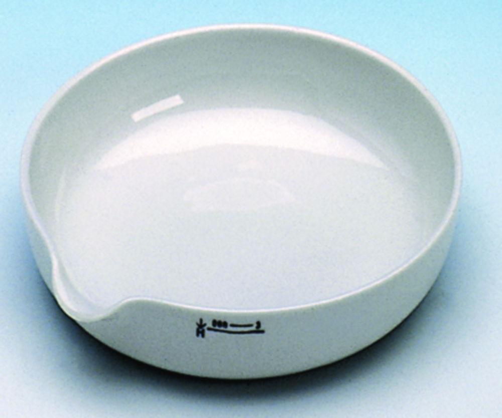Haldenwanger Porcelain Evaporating Basin 160 mm Ø Flat with Spout Glazed DIN 12903 Form A