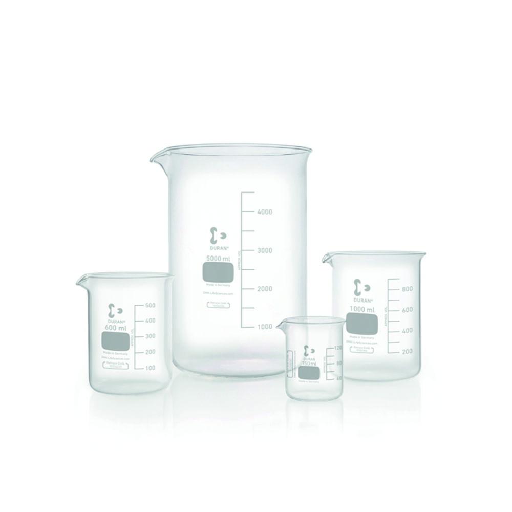 DWK Duran Low Form Beaker with Spout, 25 mL
