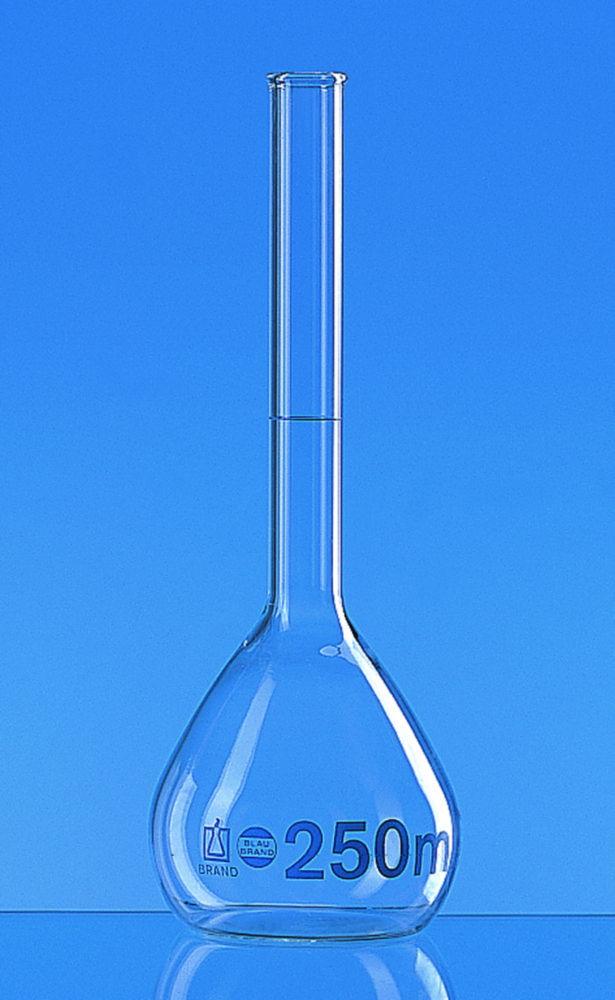 BRAND BLAUBRAND Volumetric Flask, Class A, DE-M, 200 ml, Boro 3.3, Flared Edge, Single Certificate

